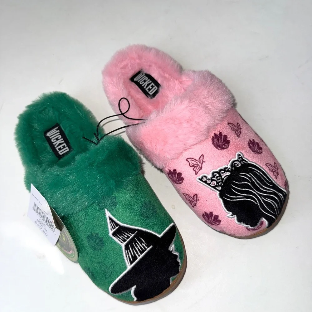 WICKED New $20 Girls XL Pink Green Slip On Fuzzy Faux Fur Slippers Box #79